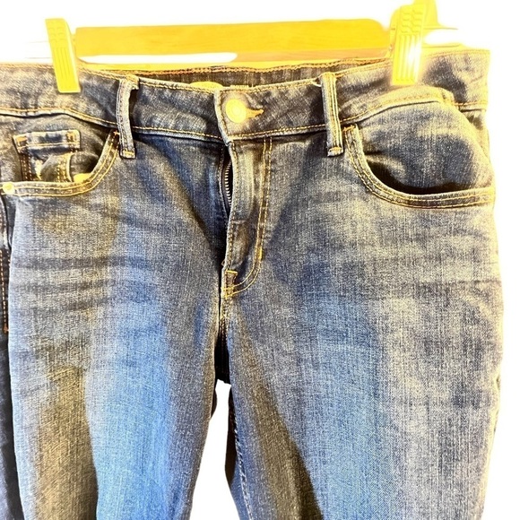 Old Navy Women’s Jeans 10 Rockstar Super Skinny Blue Distressed - Picture 2 of 7